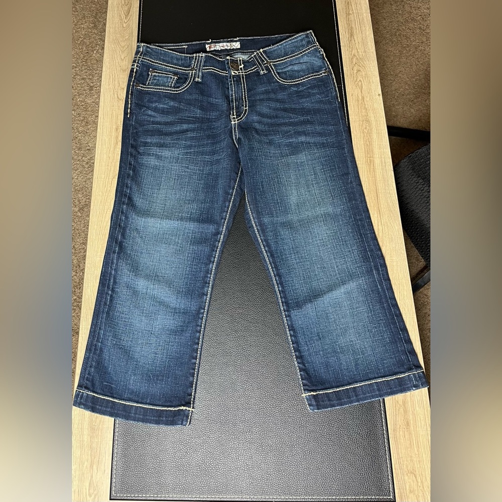 BKE dark wash distressed capris